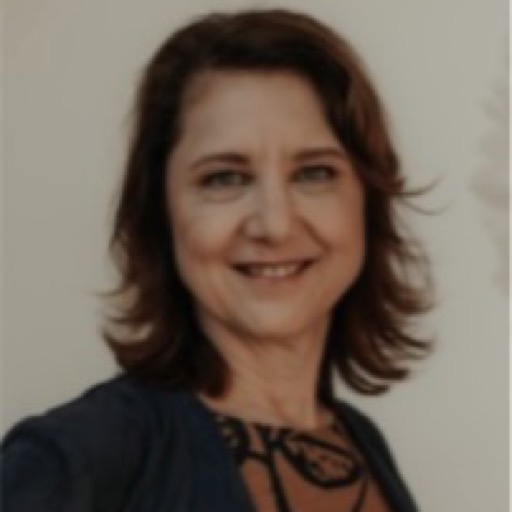 Portrait of Annelize Kok